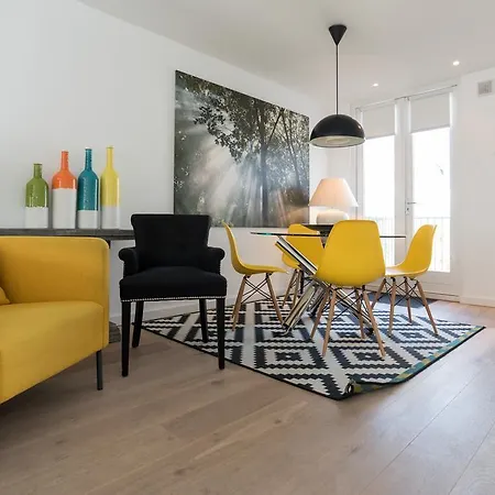 Ruby Van Gogh Apartamento
